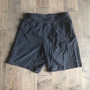 Lululemon men’s short